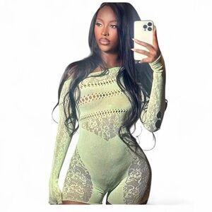 Elegant Lace Long Sleeve Green Bodysuit